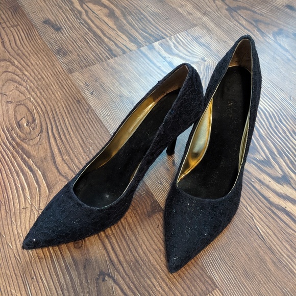 Nine West Shiny Black Lace Stilettos Heels - Picture 3 of 5